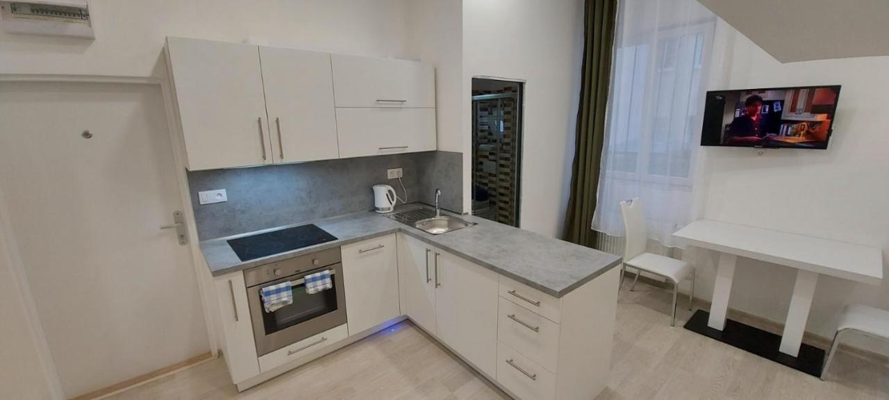 Apartment Krale Jiriho Карлові Вари Екстер'єр фото