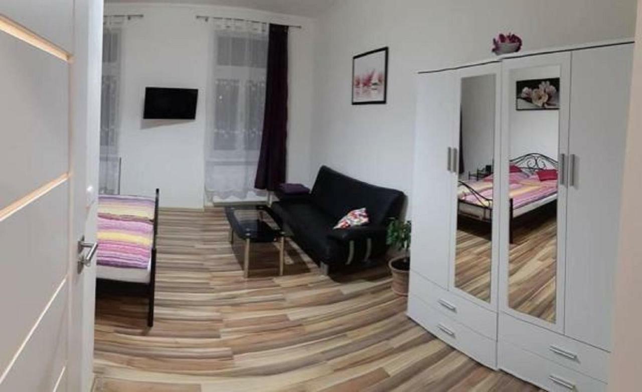 Apartment Krale Jiriho Карлові Вари Екстер'єр фото